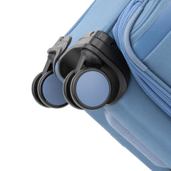 360° MagnaTrac® self-aligning spinner wheels in elemental blue